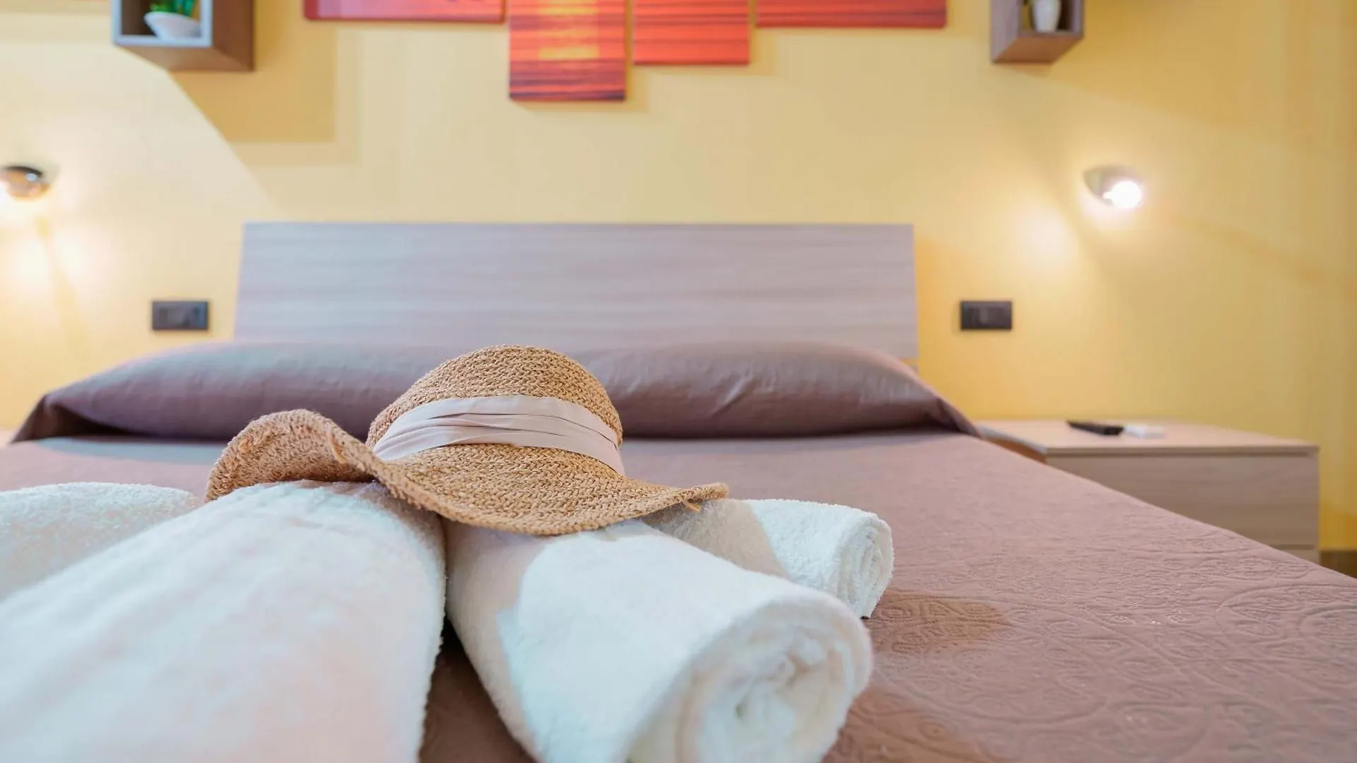Paradise Home Quartu Sant'Elena Guest house
