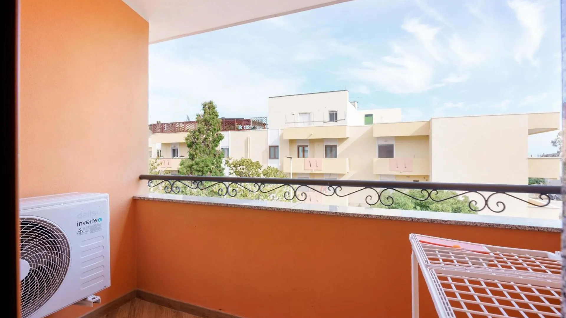 Paradise Home Quartu Sant'Elena Italy