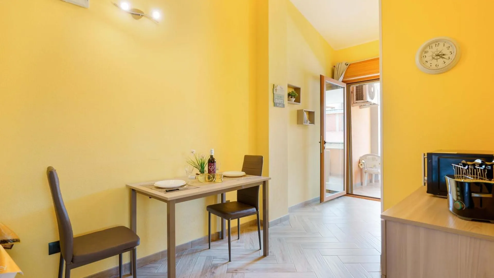Guest house Paradise Home Quartu Sant'Elena Italy