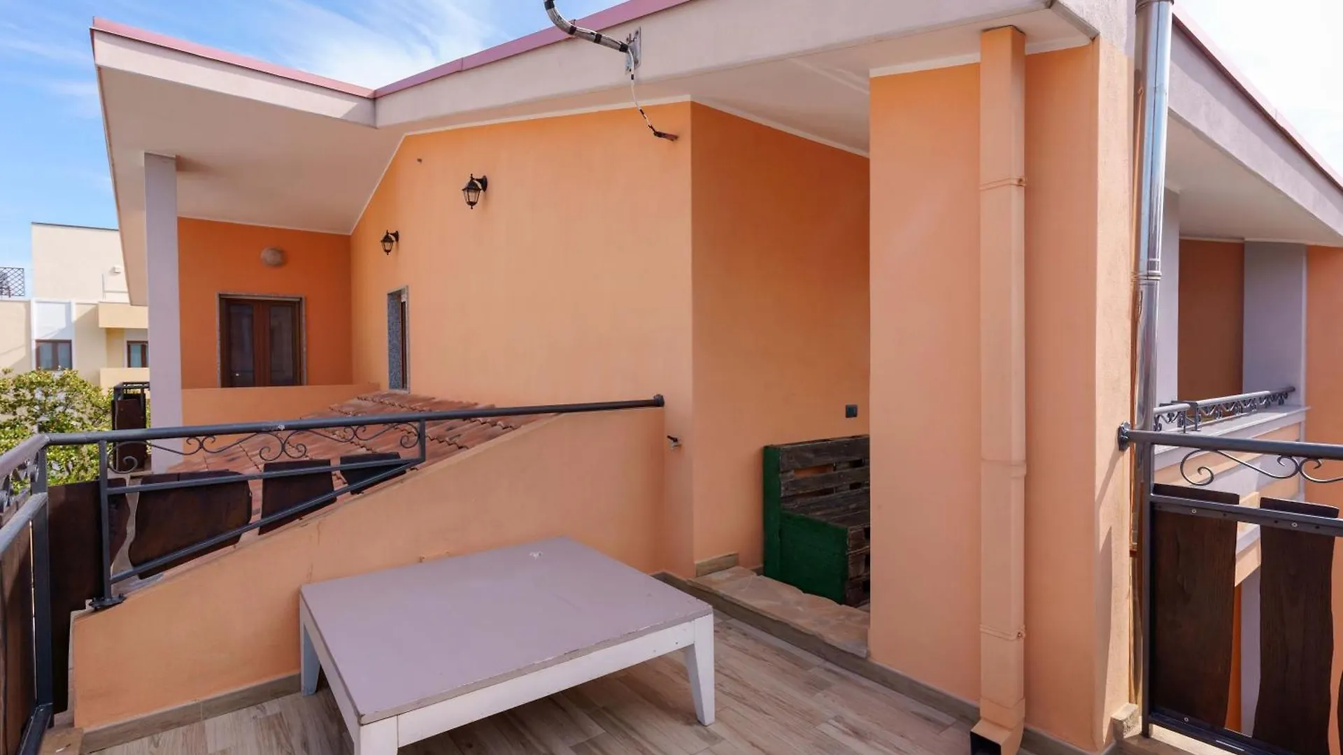 Guest house Paradise Home Quartu Sant'Elena Italy